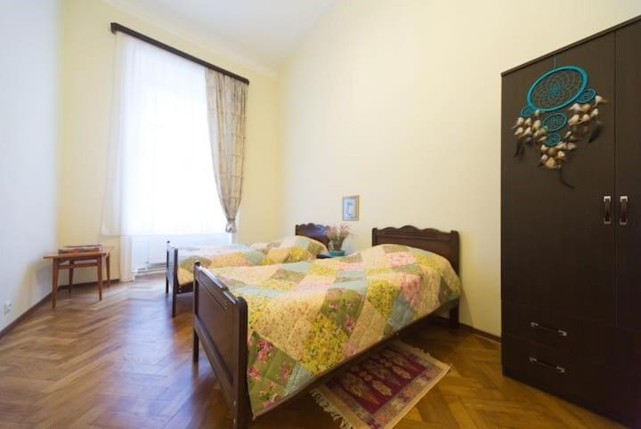 Apartment On Tabidze 3/5 Tbilisi Exterior foto