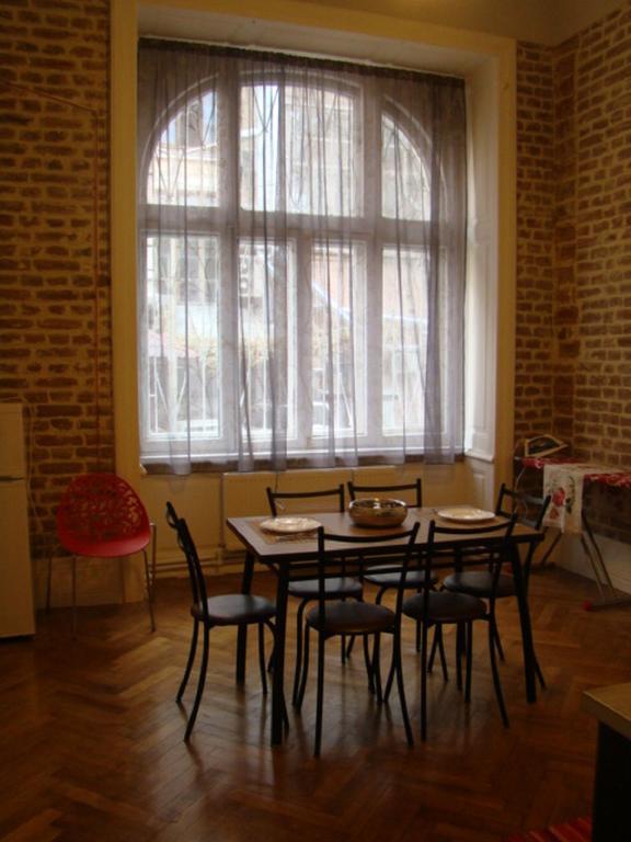 Apartment On Tabidze 3/5 Tbilisi Exterior foto